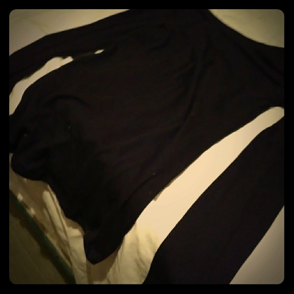 No. Bounderies long. Sleeve - Picture 1 of 3